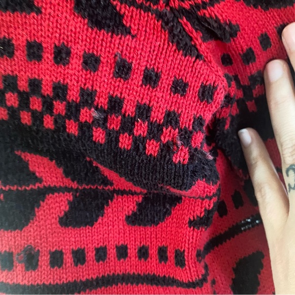 Vintage Monterey by Korea Red & Black Fringe Sweater - Picture 4 of 9